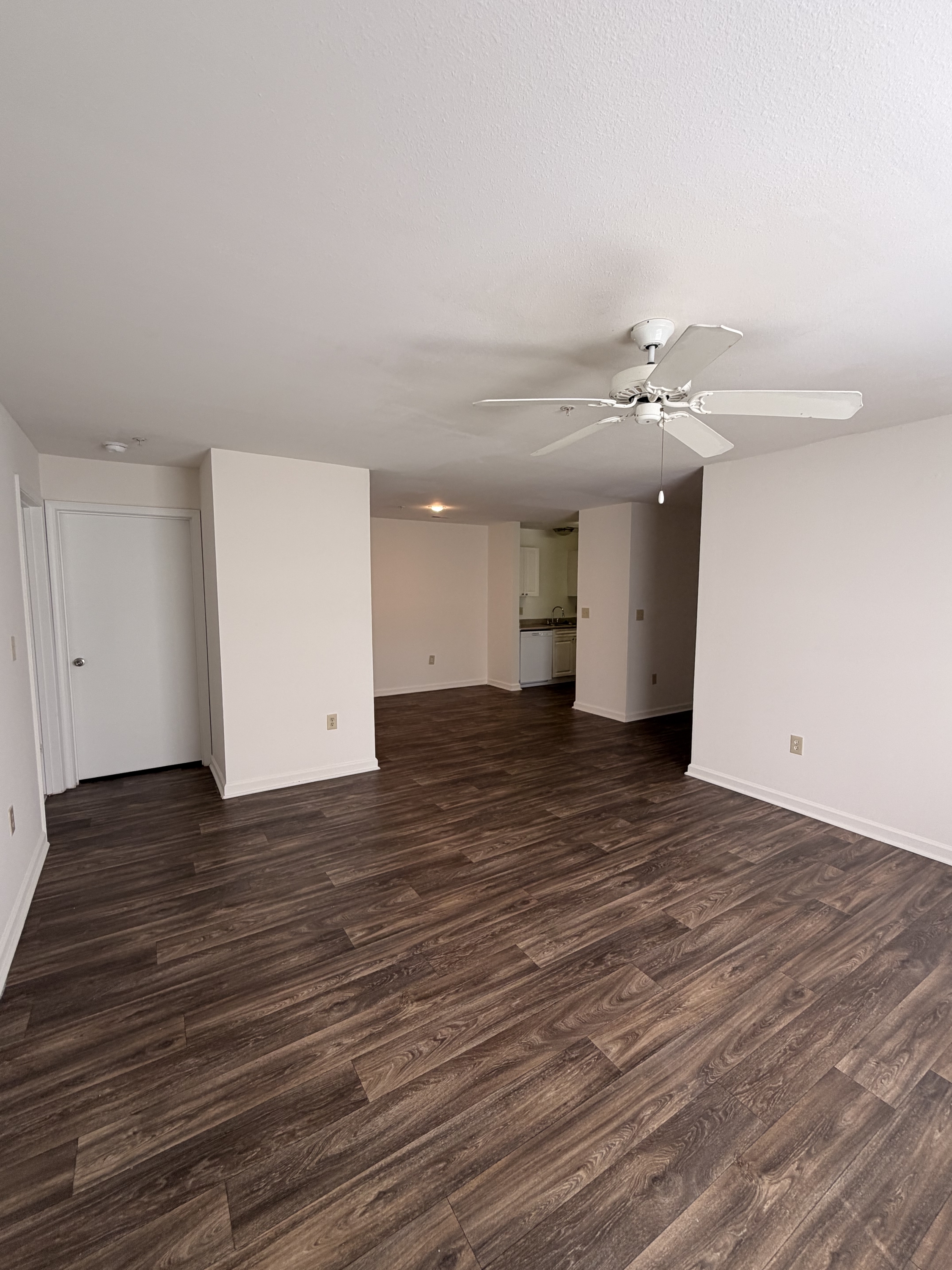 10 Hamiltons Bay Ct.